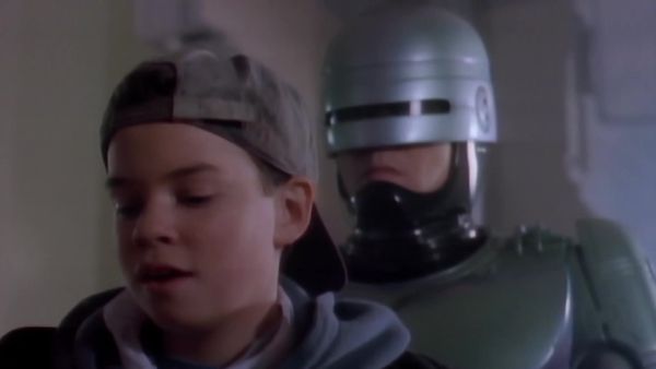 Robocop – Die Serie - Faces of Eve
