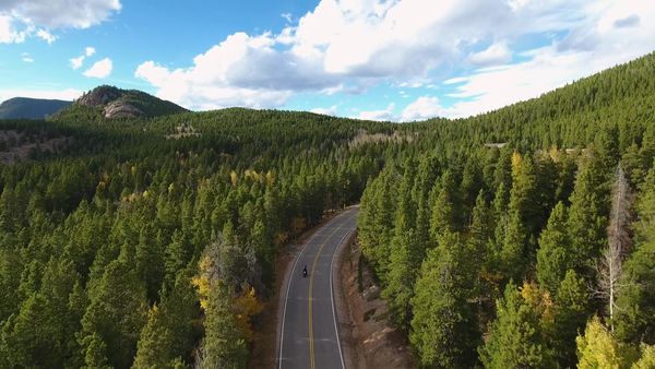 Mountain Life - Rocky Mountain House Hunt in Evergreen, Colorado