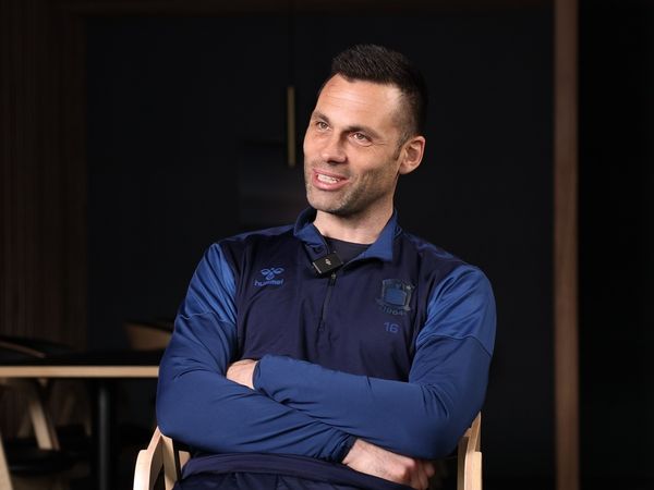 BrøndbyLyd: Bag facaden - Thomas Mikkelsen: En 40-årig mand burde måske bare være tilfreds - men jeg vil spille