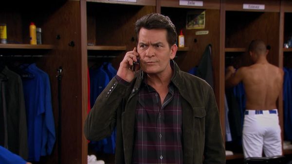Anger Management - Charlie und die 100. Folge