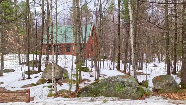 Log Cabin Living - White Mountains Cabin Hunt