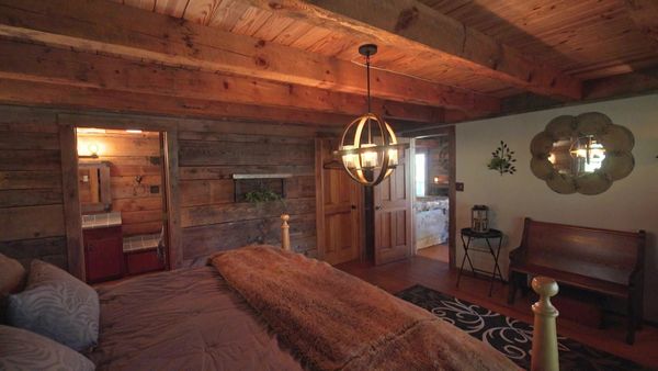 Log Cabin Living - Jewel of the Blue Ridge Cabin Hunt