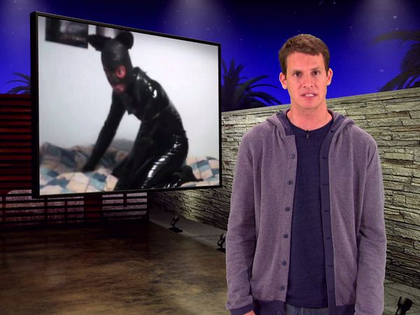 Tosh.0 - Scarlet Takes a Tumble