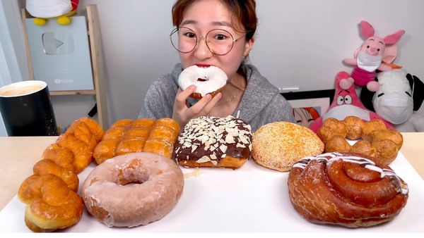 Cossert's Mukbang - Delícias Doces e Salgadas da Cossert