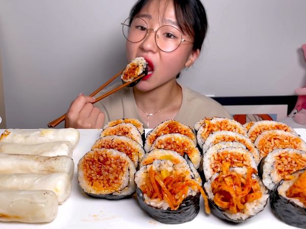 Cossert's Mukbang - Crocante e com Queijo da Cossert