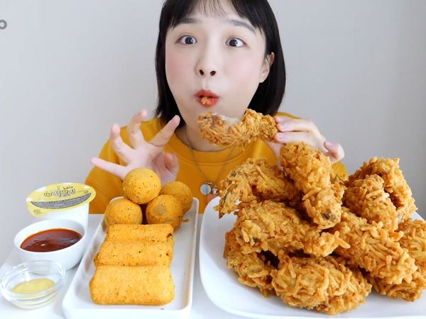 Nado's Mukbang - Jornada Culinária de Frango do Nado