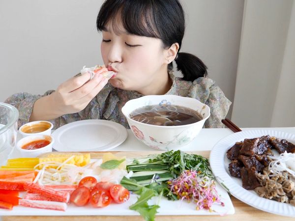 Nado's Mukbang - Safari Alimentar de Fusão Asiática do Nado