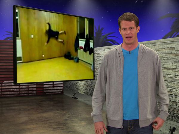 Tosh.0 - Skateboard Girl
