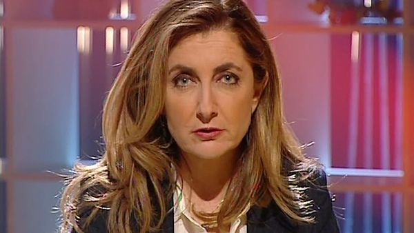 Bastardi - Valentina e il telefono