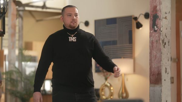 Caught In The Act: Unfaithful - Hon har två mobiler!