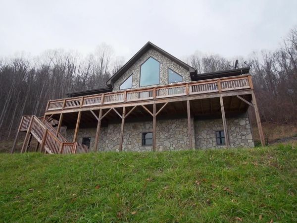 Mountain Life - South Appalachian Getaway