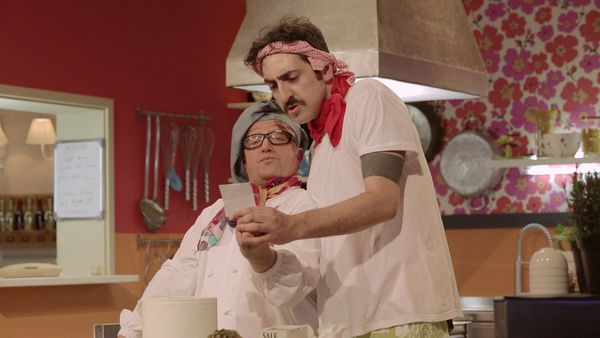 Comedy Central La cena dei cretini - La nuova cassiera