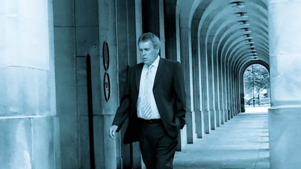 Conmen Case Files - Robert Hyams – The Suspect Scientist