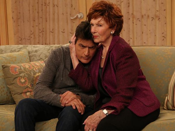 Anger Management - Charlie and His New Therapist