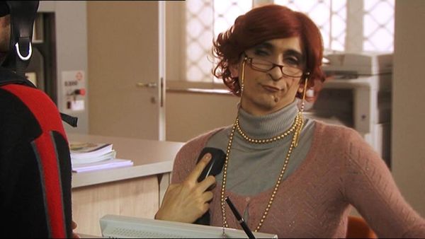 I soliti idioti - Gianluca e Ruggero a prostitute