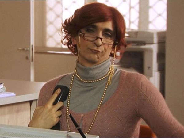 I soliti idioti - Gianluca e Ruggero a prostitute