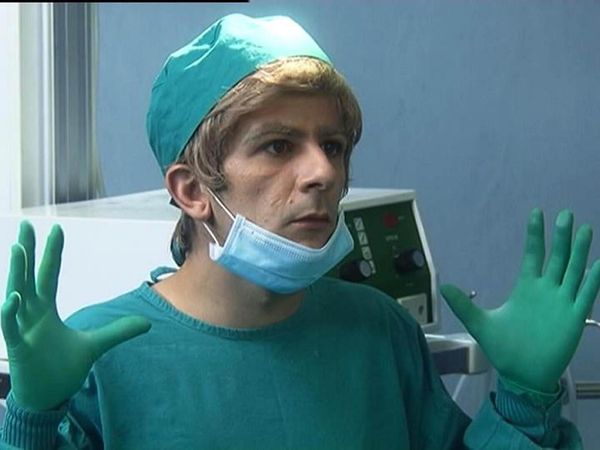 I soliti idioti - L'amante del primario
