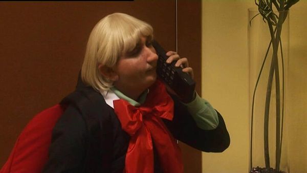 I soliti idioti - La festa della mamma