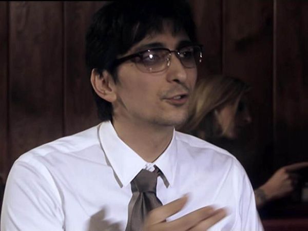 I soliti idioti - L'assistente di volo