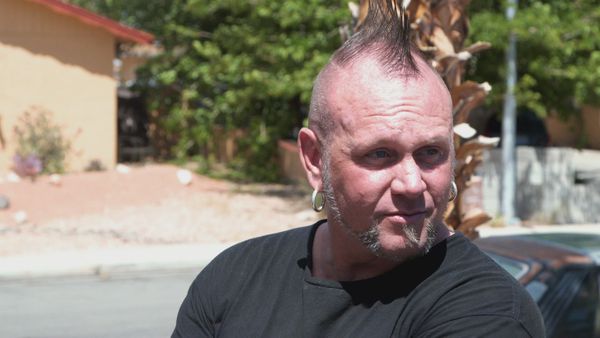 Counting Cars - Naughty Nomad