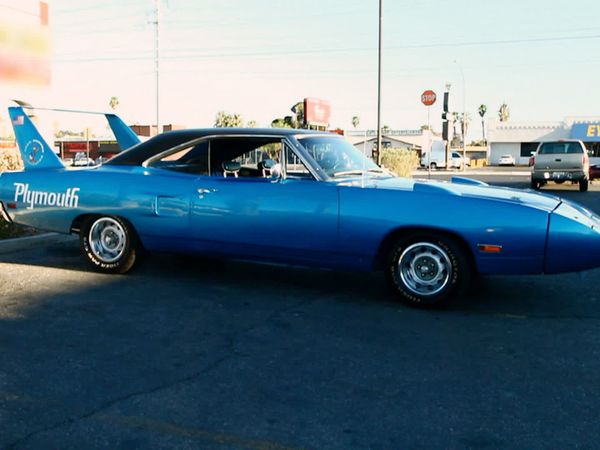 Counting Cars - Deep Trouble