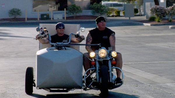 Counting Cars - Back In The Wind