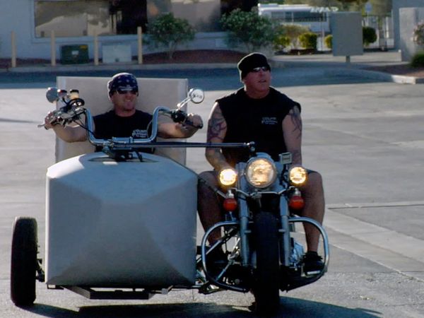 Counting Cars - Back In The Wind