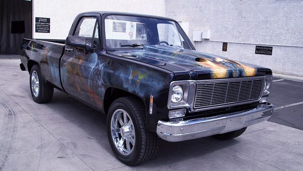 Counting Cars - Mike Gets Medieval