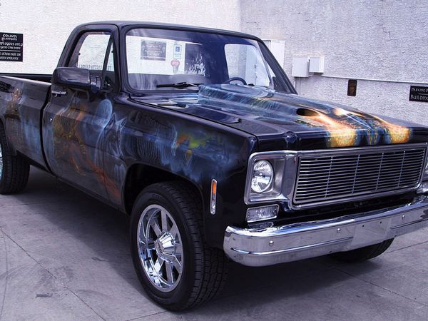 Counting Cars - Mike Gets Medieval