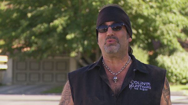 Counting Cars - Flamin' and Misbehavin'