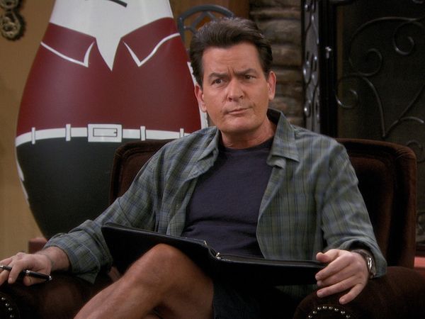 Anger Management - Charlie & The Revenge of the Hot Nerd