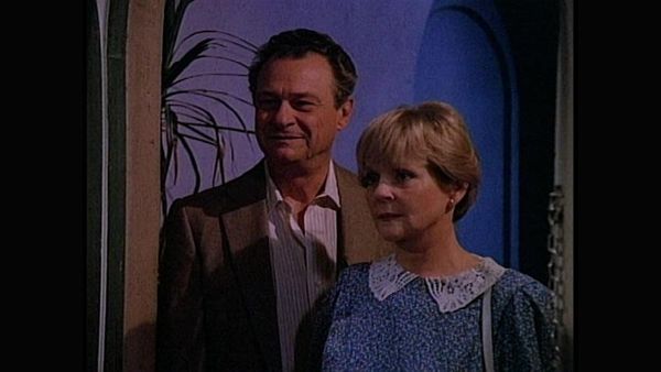 Melrose Place - Inlaws and Outlaws