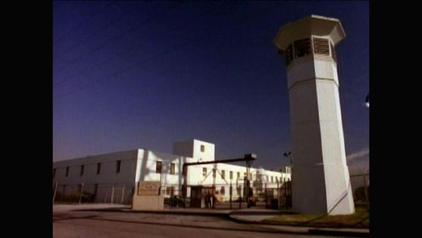 Melrose Place - Hook, Line and Hayley