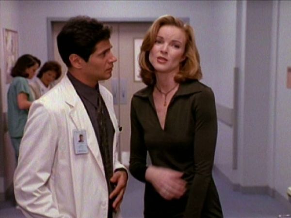 Melrose Place - The Bobby Trap