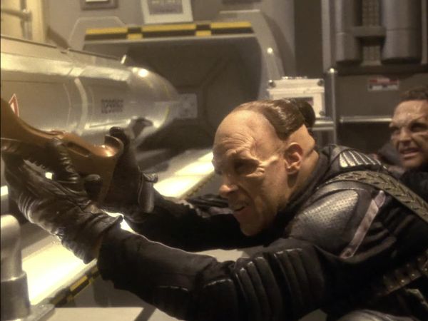 Star Trek: Enterprise - Anomaly
