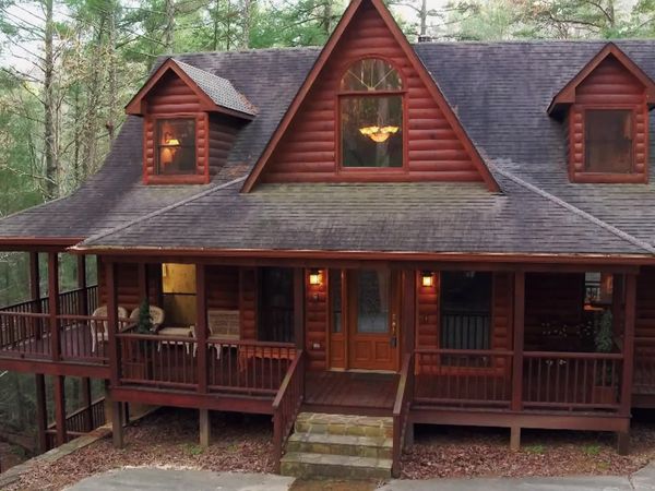 Log Cabin Living - Rustic Georgia Cabin Hunt