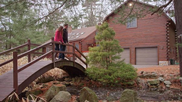 Log Cabin Living - Massachusetts Cabin Hunt