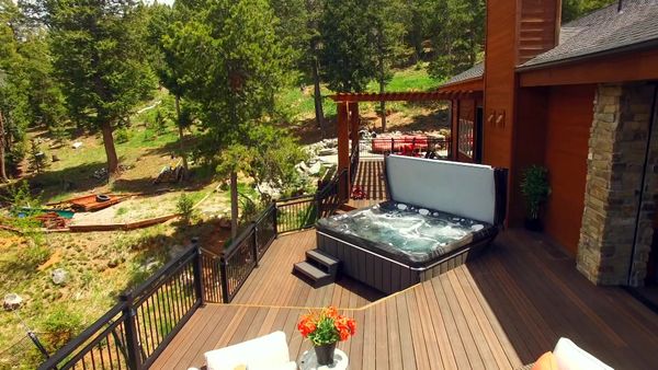 Mega Decks - Mountain Masterpiece