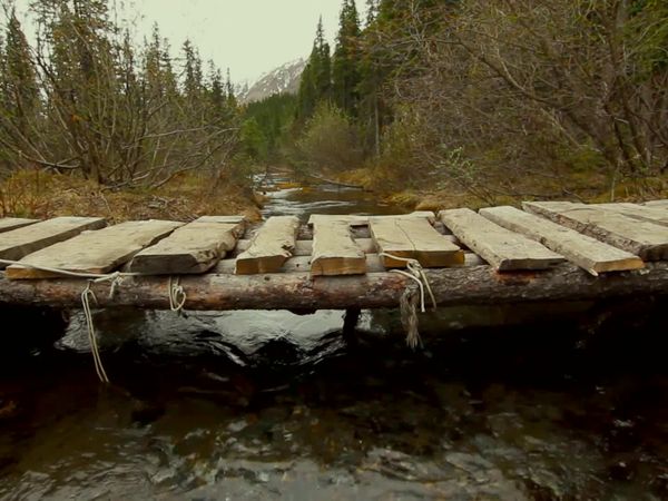 Building Alaska - Rock Around the Build