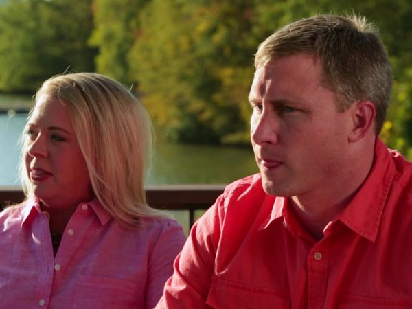Lakefront Bargain Hunt - A lake house between friends