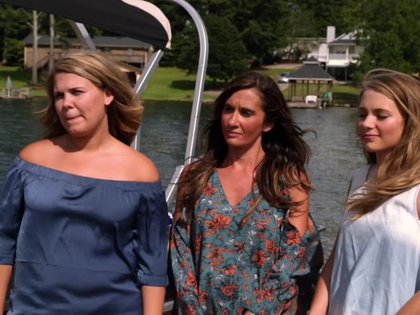 Lakefront Bargain Hunt - Wowed by Lake Wedowee