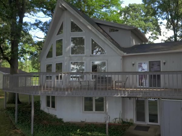 Lakefront Bargain Hunt - Michigan Lake Escape