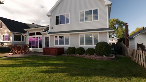 Lakefront Bargain Hunt - Fishing for a Full-Time Home on Lake Ontario