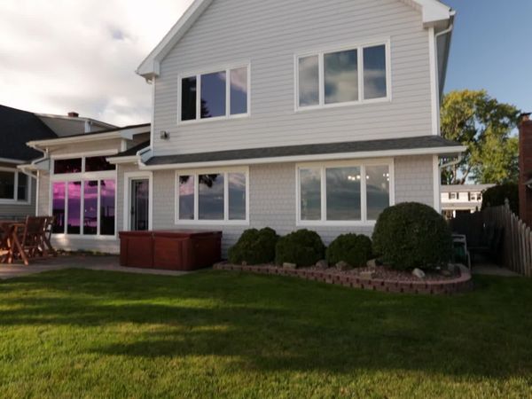 Lakefront Bargain Hunt - Fishing for a Full-Time Home on Lake Ontario