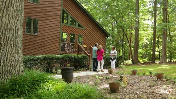 Lakefront Bargain Hunt - A Rustic Retreat on Hyco Lake