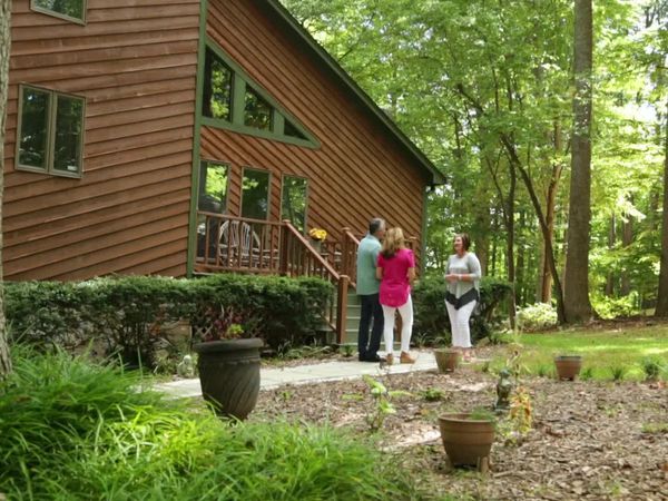 Lakefront Bargain Hunt - A Rustic Retreat on Hyco Lake