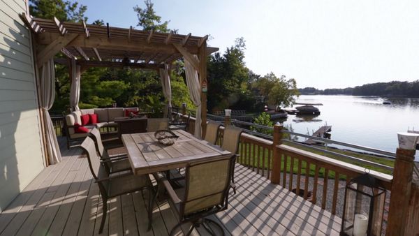 Lakefront Bargain Hunt - Making the move to Morse Lake, Indiana