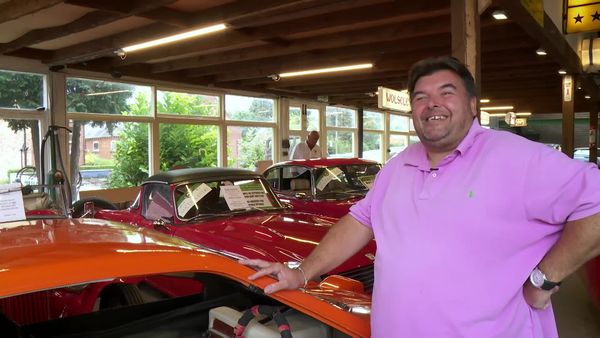 Bangers and Cash - Orange Bug & Mk2 Jag
