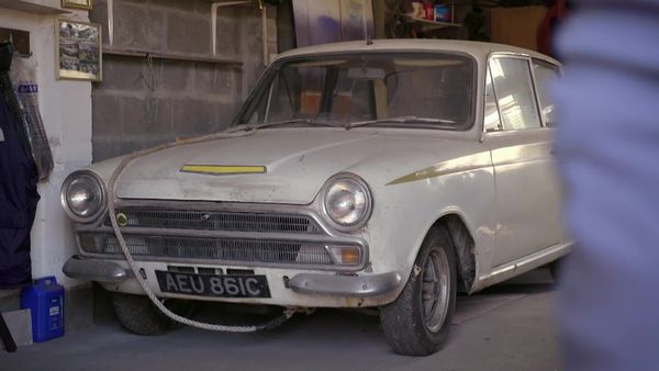 Bangers and Cash - Triumph TR6, Lotus Cortina & Mini Mayfair
