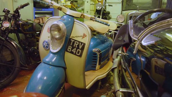 Bangers and Cash - Fast Fords & Austin Heavy 12